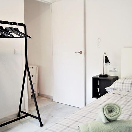 Reformado Coqueto Fleming A 5 Minutos Mezquita Wifi Aire Posibilidad Parking Apartment Cordoba Exterior photo